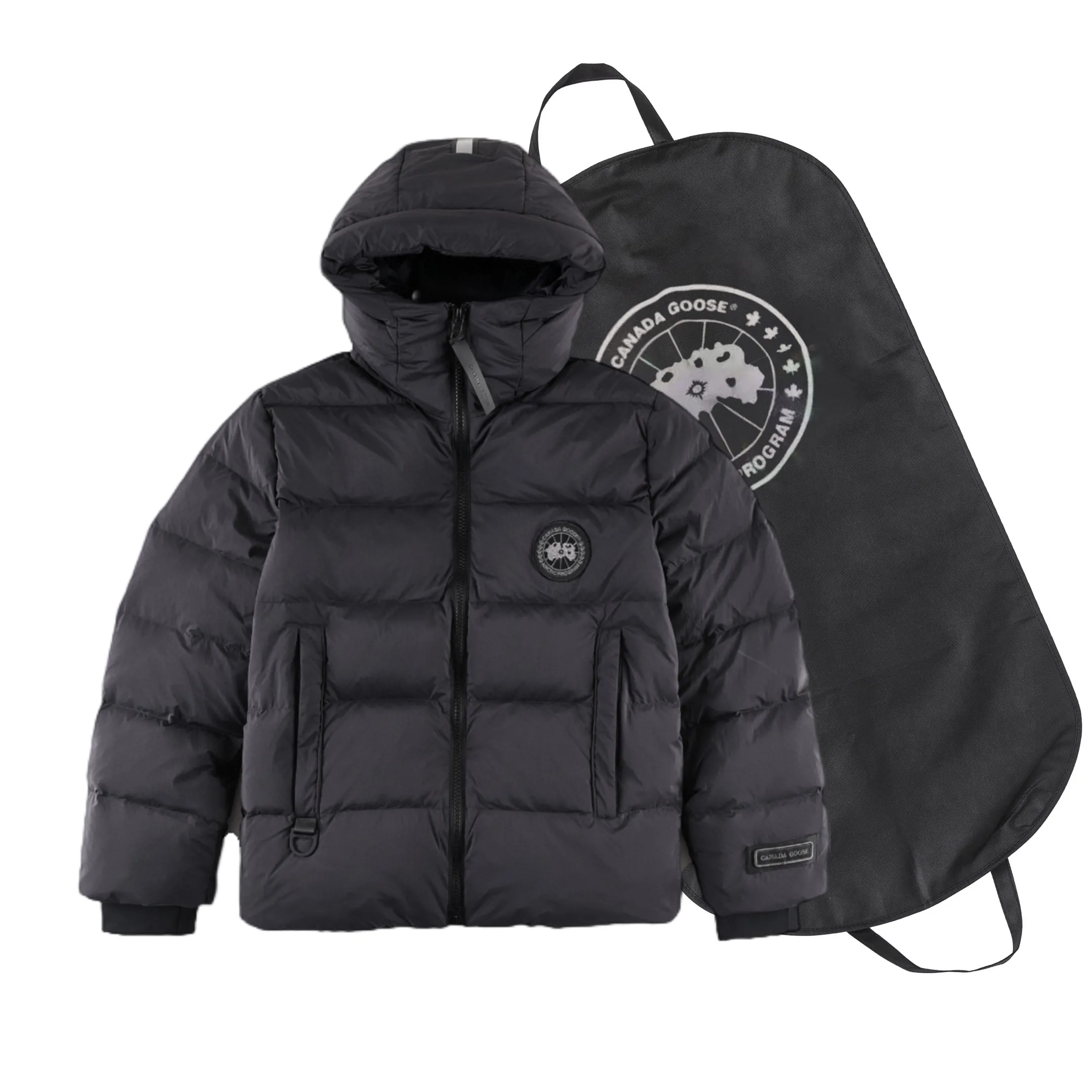 P850 with dust bag +10 Ouyang Nana 2nd generation latest CANADA GOOES goose black label down jacket A must-have goose black label down jacket in the outerwear industry! The latest designer styles! Big goose down jacket has always been a fashion favorite and is loved by celebrities from all walks of life! Fashionable hooded cut, high-end customer-supplied fine goose down, high resilience, smooth zipper, strong and firm. Pockets on both sides can store small items, free your hands, and you can go out without worries. It can also meet the need of putting your hands in your pockets👏👏Produced by Big Goose, it can be used as a group uniform by many celebrities. This down jacket uses a double-layer anti-down lining design, which has strong windproof performance and will be very warm in winter! New standard 90% goose down filling, high fluffiness, windproof hooded design. When walking outdoors, pull the collar to the highest position, put your hands in the pockets and it will be very warm. It can be easily controlled by all body types! The interior is equipped with an elastic snow skirt design for better wrapping. The simple and neat style design highlights the masculine temperament. The impeccable style is classic and never goes out of style. It is warm and practical, and it is versatile! You can enter with your eyes closed! Color: Black Khaki Size: XS-XXL